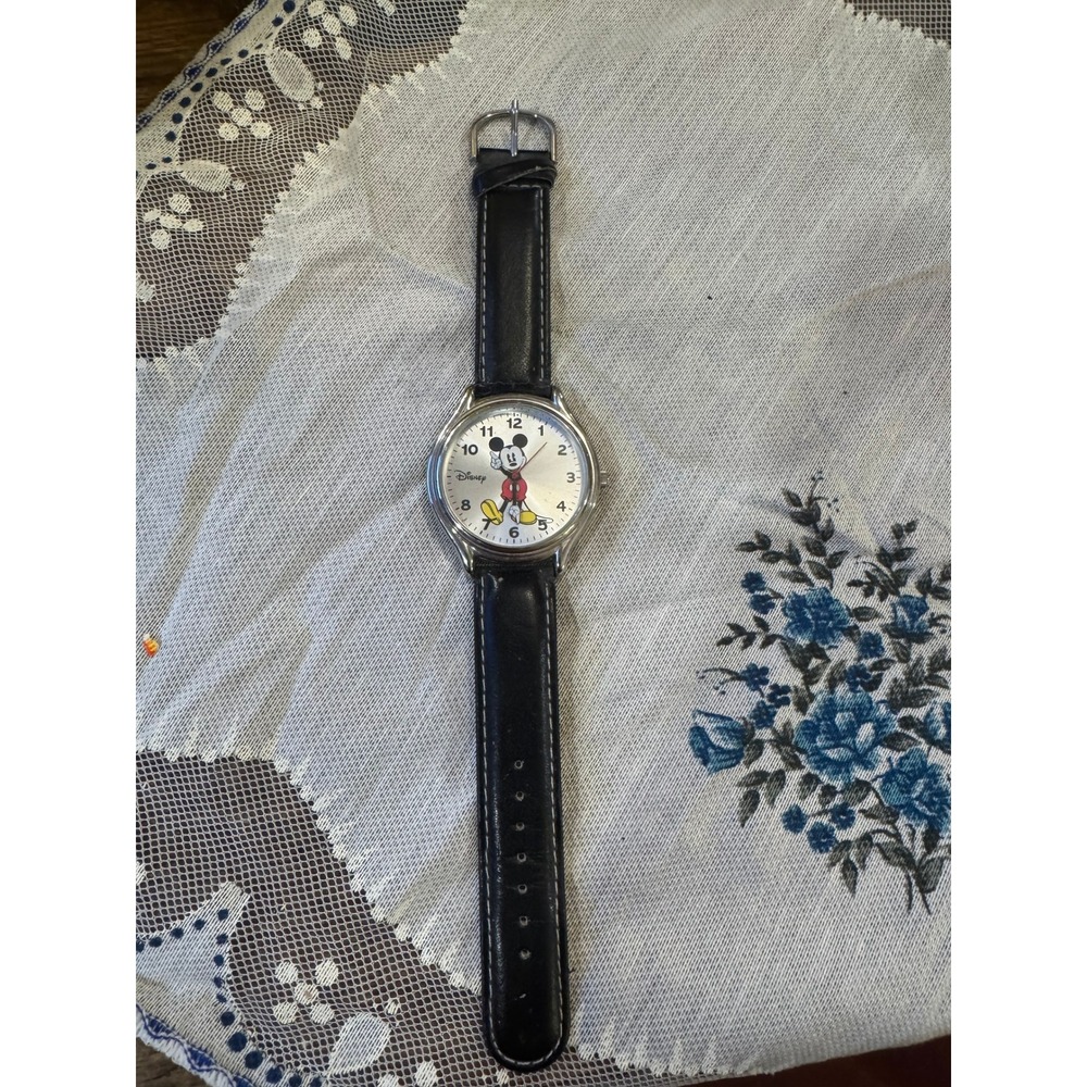 Disney Mickey Mouse Watch Silver Tone Case Black Leather Strap MCK619 MZB Japan